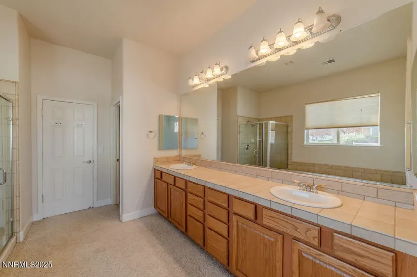 1604 Chiquita, Minden, Nevada 89423, 4 Bedrooms Bedrooms, ,4 BathroomsBathrooms,Residential,Residential,Chiquita,250058519