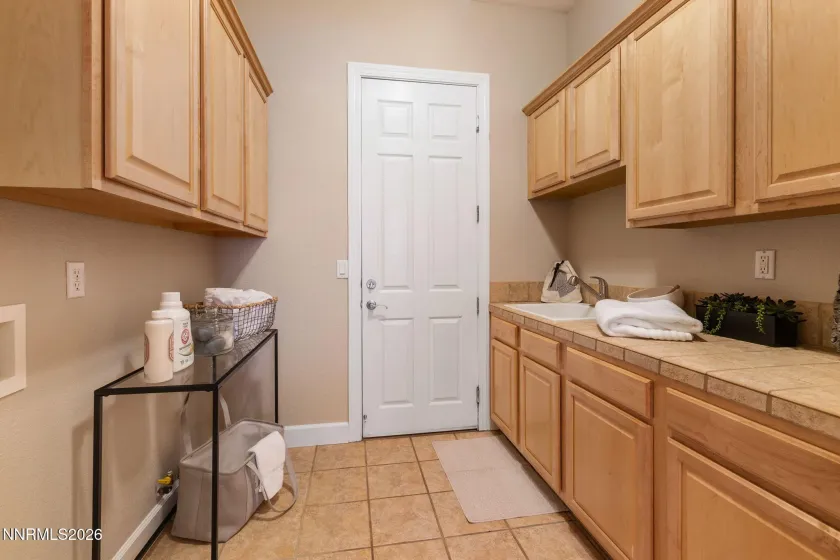 4865 Buckhaven, Reno, Nevada 89519, 4 Bedrooms Bedrooms, ,3 BathroomsBathrooms,Residential,Residential,Buckhaven,250055753