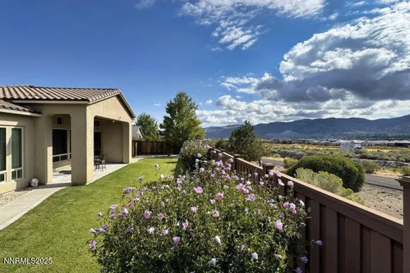 13480 Damonte View, Reno, Nevada 89511, 3 Bedrooms Bedrooms, ,4 BathroomsBathrooms,Residential,Residential,Damonte View,250058300