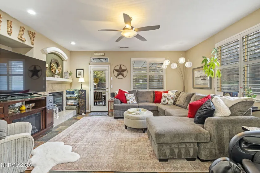 3239 Banestone, Sparks, Nevada 89436, 3 Bedrooms Bedrooms, ,3 BathroomsBathrooms,Residential,Residential,Banestone,260001128