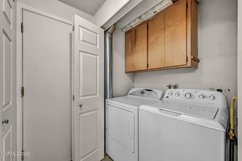 3565 Vista Grande, Carson City, Nevada 89705, 3 Bedrooms Bedrooms, ,2 BathroomsBathrooms,Residential,Residential,Vista Grande,260001129