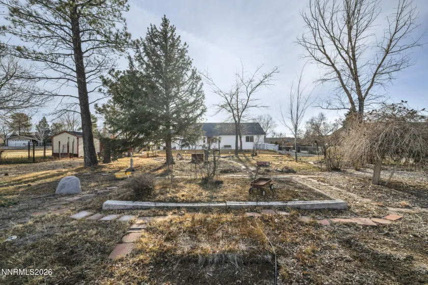 840 Russell, Gardnerville, Nevada 89460, 3 Bedrooms Bedrooms, ,2 BathroomsBathrooms,Residential,Residential,Russell,260001130