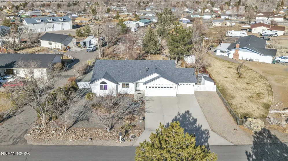840 Russell, Gardnerville, Nevada 89460, 3 Bedrooms Bedrooms, ,2 BathroomsBathrooms,Residential,Residential,Russell,260001130