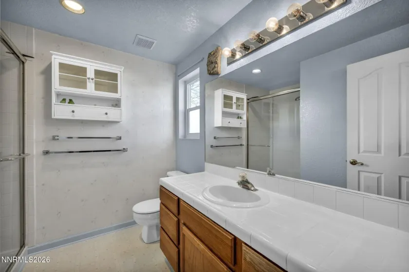 840 Russell, Gardnerville, Nevada 89460, 3 Bedrooms Bedrooms, ,2 BathroomsBathrooms,Residential,Residential,Russell,260001130