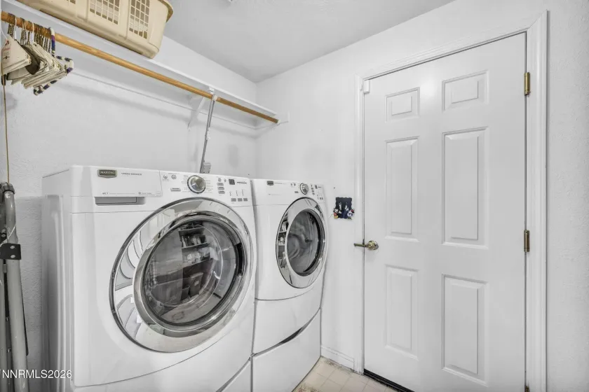 840 Russell, Gardnerville, Nevada 89460, 3 Bedrooms Bedrooms, ,2 BathroomsBathrooms,Residential,Residential,Russell,260001130