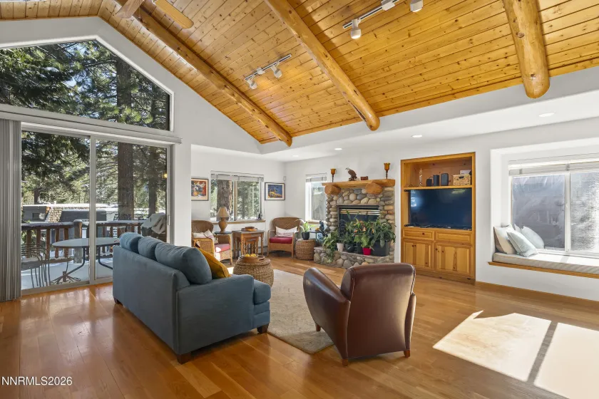 928 Northwood, Incline Village, Nevada 89451, 3 Bedrooms Bedrooms, ,3 BathroomsBathrooms,Residential,Residential,Northwood,260001131