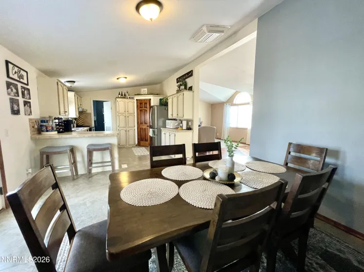 6305 Silver Knolls, Winnemucca, Nevada 89445, 3 Bedrooms Bedrooms, ,2 BathroomsBathrooms,Residential,Residential,Silver Knolls,260001134