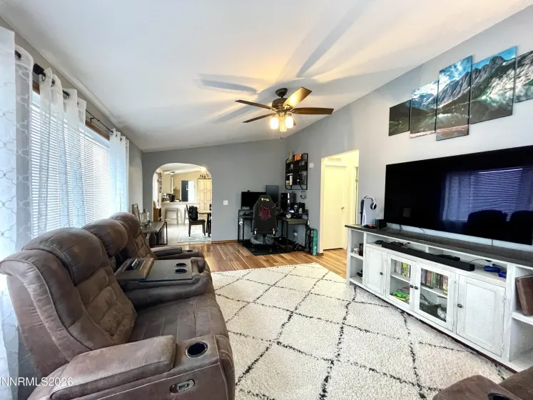 6305 Silver Knolls, Winnemucca, Nevada 89445, 3 Bedrooms Bedrooms, ,2 BathroomsBathrooms,Residential,Residential,Silver Knolls,260001134