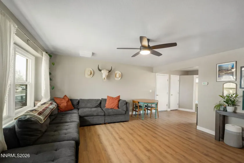 285 Bartlett, Reno, Nevada 89512, 3 Bedrooms Bedrooms, ,1 BathroomBathrooms,Residential,Residential,Bartlett,260001135