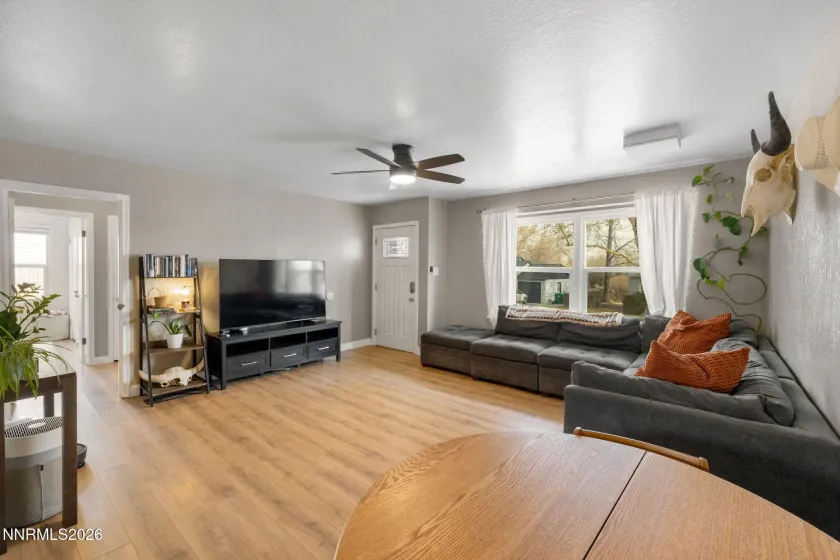 285 Bartlett, Reno, Nevada 89512, 3 Bedrooms Bedrooms, ,1 BathroomBathrooms,Residential,Residential,Bartlett,260001135