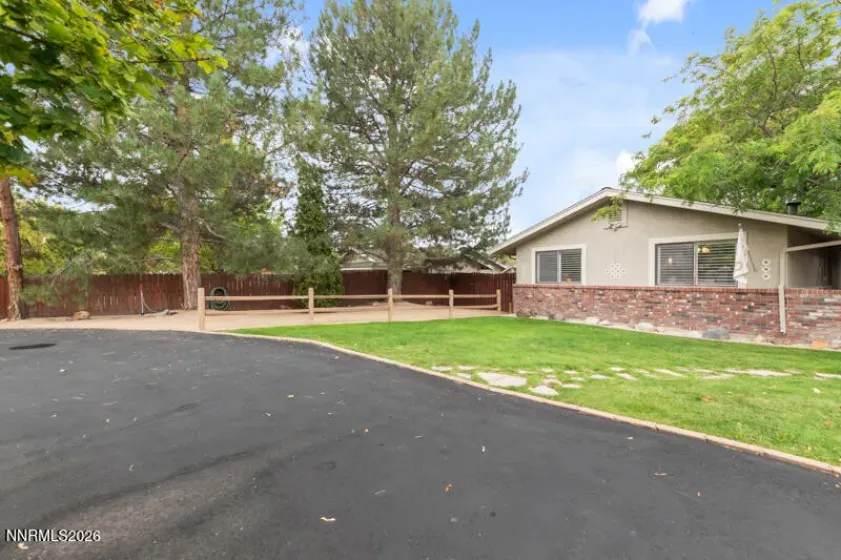 14505 Geronimo, Reno, Nevada 89521, 3 Bedrooms Bedrooms, ,2 BathroomsBathrooms,Residential,Residential,Geronimo,260001138