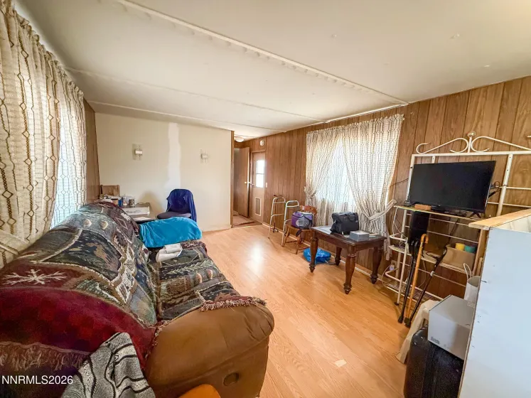 845 G, Hawthorne, Nevada 89415, 6 Bedrooms Bedrooms, ,5 BathroomsBathrooms,Residential,Residential,G,260001140