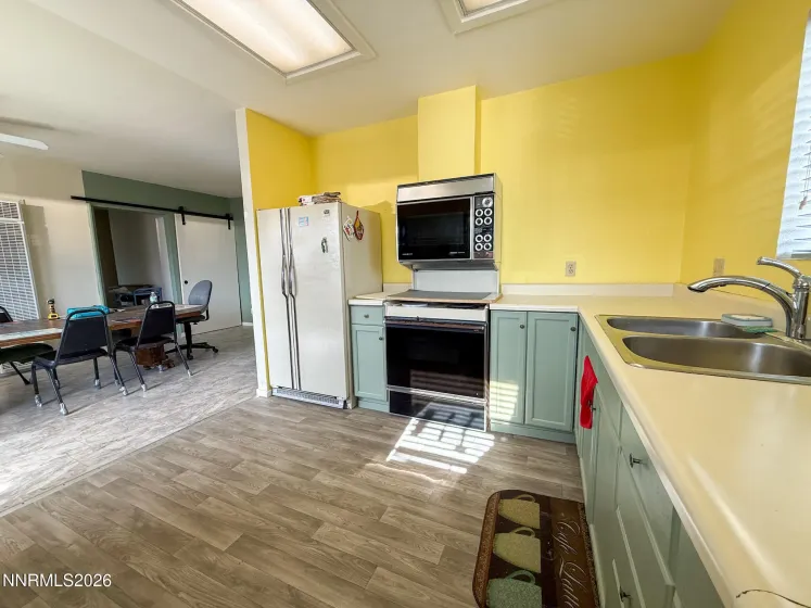 845 G, Hawthorne, Nevada 89415, 6 Bedrooms Bedrooms, ,5 BathroomsBathrooms,Residential,Residential,G,260001140