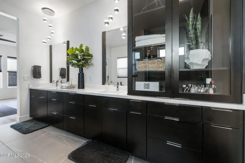 940 Little Star, Reno, Nevada 89511, 3 Bedrooms Bedrooms, ,3 BathroomsBathrooms,Residential,Residential,Little Star,260001141