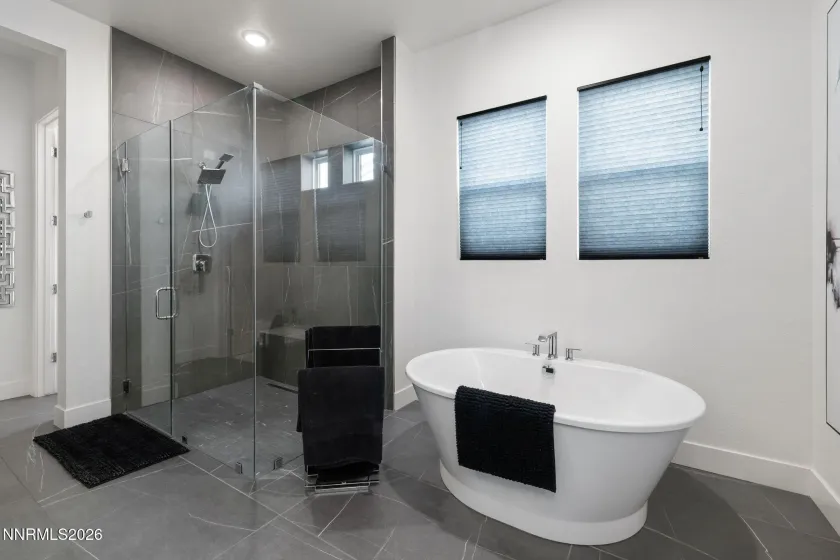 940 Little Star, Reno, Nevada 89511, 3 Bedrooms Bedrooms, ,3 BathroomsBathrooms,Residential,Residential,Little Star,260001141