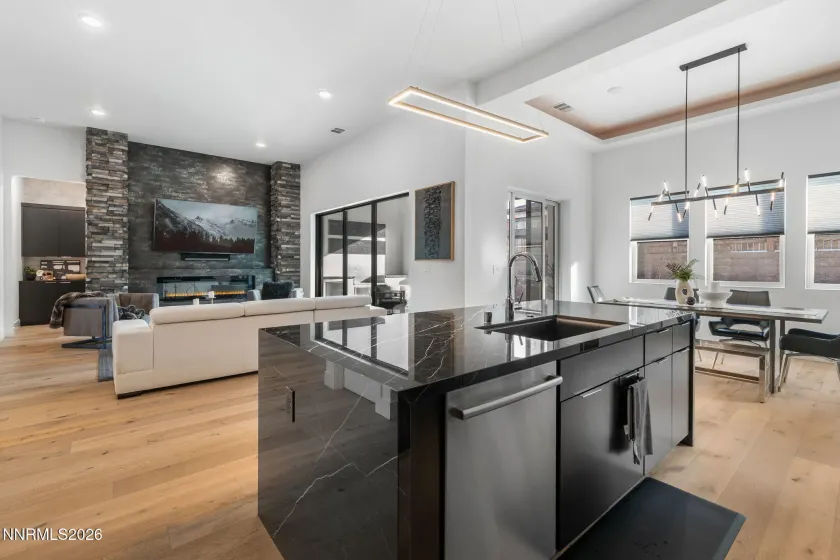 940 Little Star, Reno, Nevada 89511, 3 Bedrooms Bedrooms, ,3 BathroomsBathrooms,Residential,Residential,Little Star,260001141