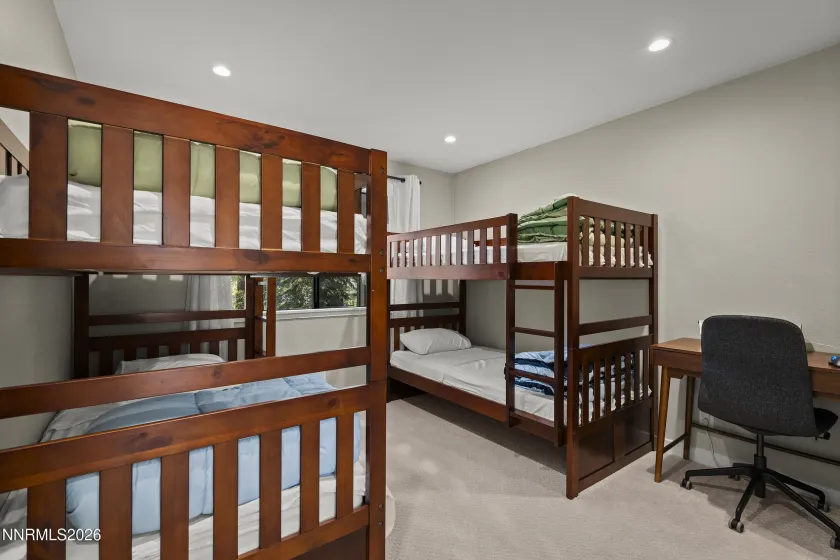 811 Southwood, Incline Village, Nevada 89451, 2 Bedrooms Bedrooms, ,3 BathroomsBathrooms,Residential,Residential,Southwood,260001145