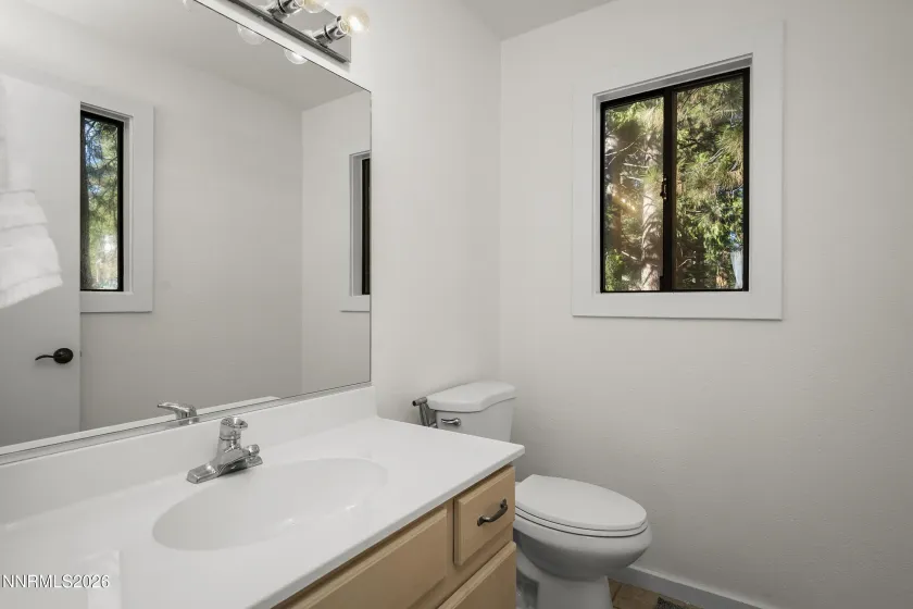 811 Southwood, Incline Village, Nevada 89451, 2 Bedrooms Bedrooms, ,3 BathroomsBathrooms,Residential,Residential,Southwood,260001145