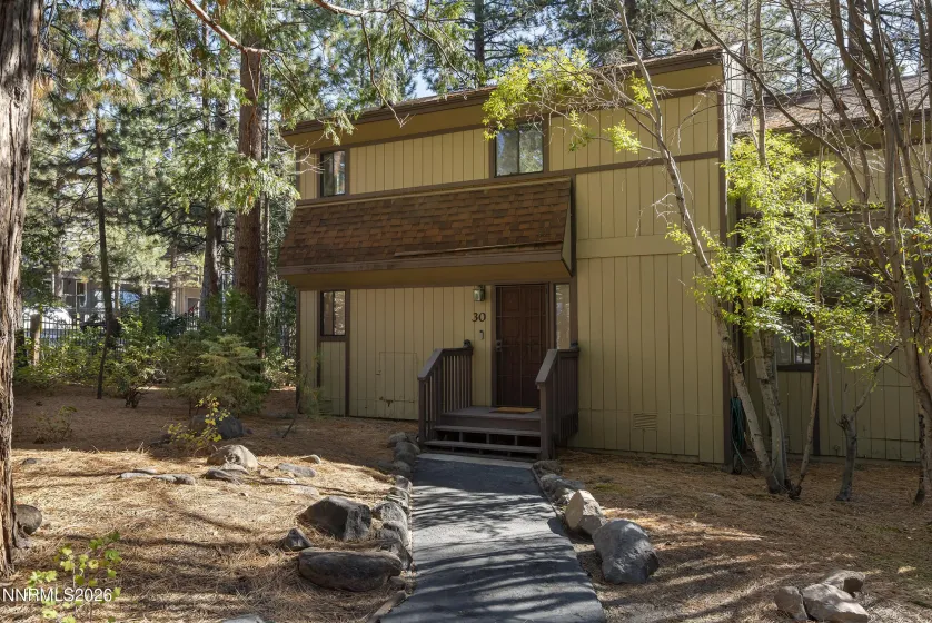 811 Southwood, Incline Village, Nevada 89451, 2 Bedrooms Bedrooms, ,3 BathroomsBathrooms,Residential,Residential,Southwood,260001145