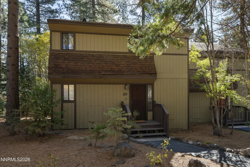 811 Southwood, Incline Village, Nevada 89451, 2 Bedrooms Bedrooms, ,3 BathroomsBathrooms,Residential,Residential,Southwood,260001145