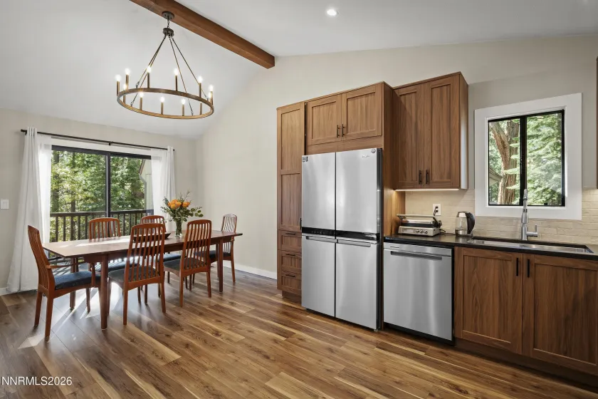 811 Southwood, Incline Village, Nevada 89451, 2 Bedrooms Bedrooms, ,3 BathroomsBathrooms,Residential,Residential,Southwood,260001145