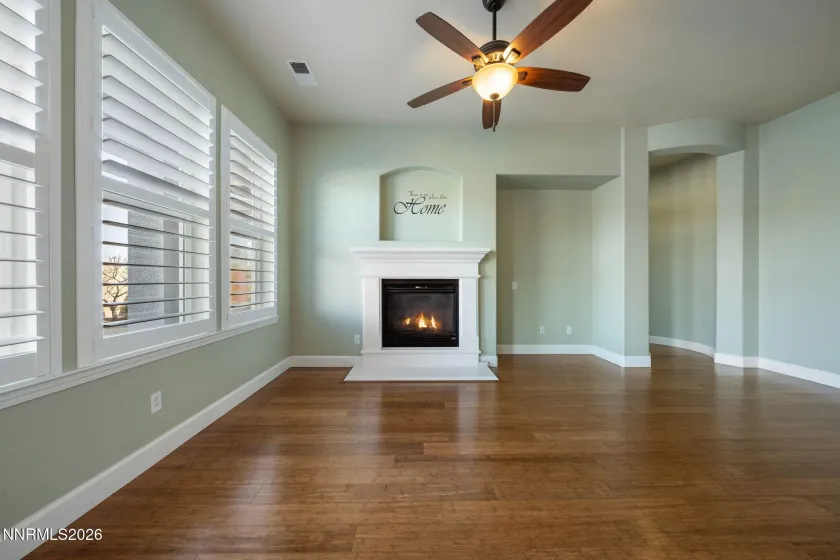 3356 Dog Leg, Minden, Nevada 89423, 3 Bedrooms Bedrooms, ,4 BathroomsBathrooms,Residential,Residential,Dog Leg,260001154