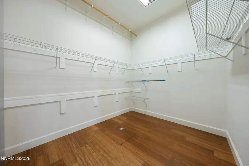 3356 Dog Leg, Minden, Nevada 89423, 3 Bedrooms Bedrooms, ,4 BathroomsBathrooms,Residential,Residential,Dog Leg,260001154