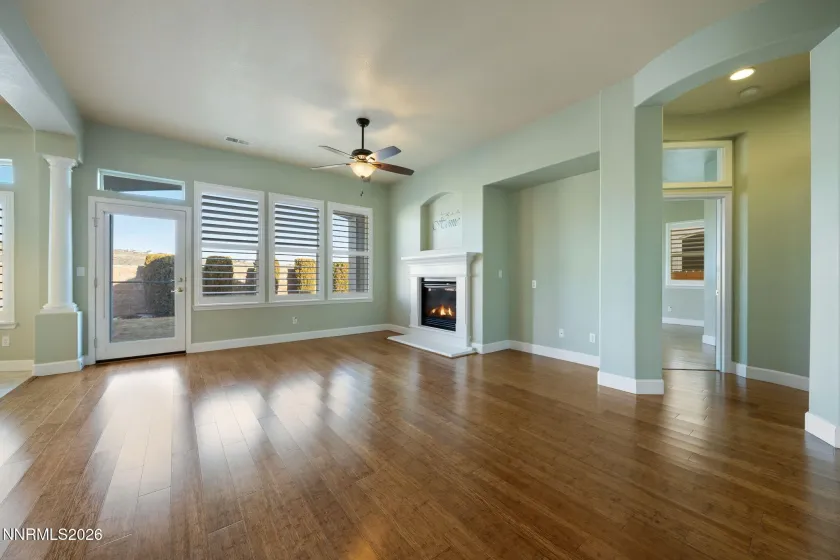 3356 Dog Leg, Minden, Nevada 89423, 3 Bedrooms Bedrooms, ,4 BathroomsBathrooms,Residential,Residential,Dog Leg,260001154