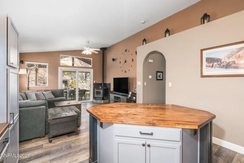 1530 Springfield Park, Reno, Nevada 89523, 3 Bedrooms Bedrooms, ,2 BathroomsBathrooms,Residential,Residential,Springfield Park,260001155