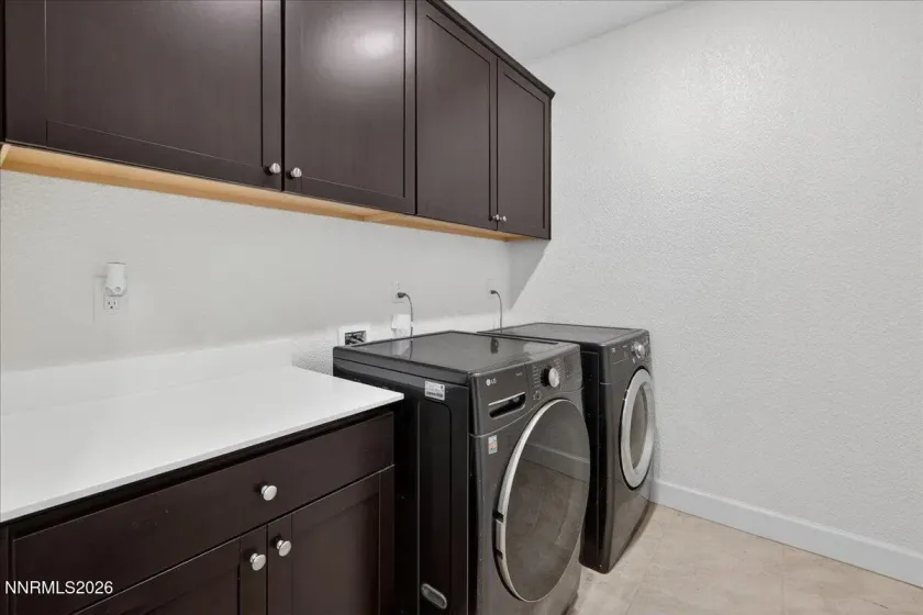 1280 Harness, Sparks, Nevada 89436, 4 Bedrooms Bedrooms, ,4 BathroomsBathrooms,Residential,Residential,Harness,260001159