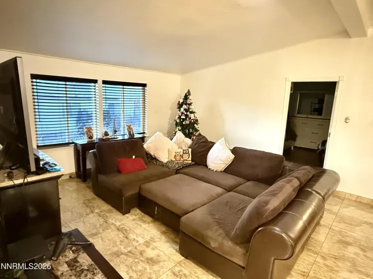 16380 Enargite, Reno, Nevada 89521, 3 Bedrooms Bedrooms, ,2 BathroomsBathrooms,Residential,Residential,Enargite,260001160