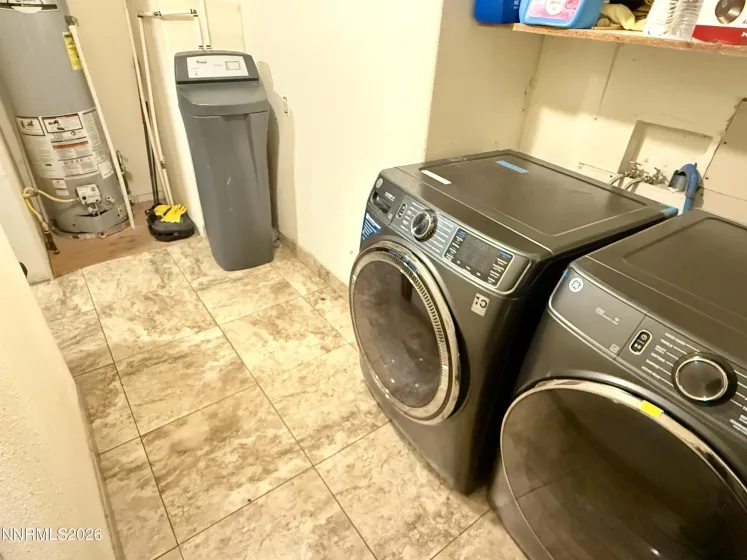 16380 Enargite, Reno, Nevada 89521, 3 Bedrooms Bedrooms, ,2 BathroomsBathrooms,Residential,Residential,Enargite,260001160