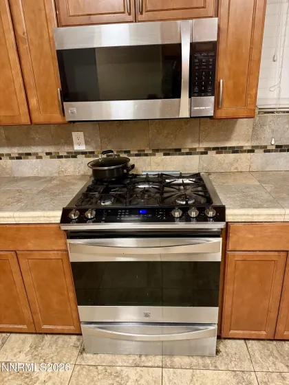 16380 Enargite, Reno, Nevada 89521, 3 Bedrooms Bedrooms, ,2 BathroomsBathrooms,Residential,Residential,Enargite,260001160