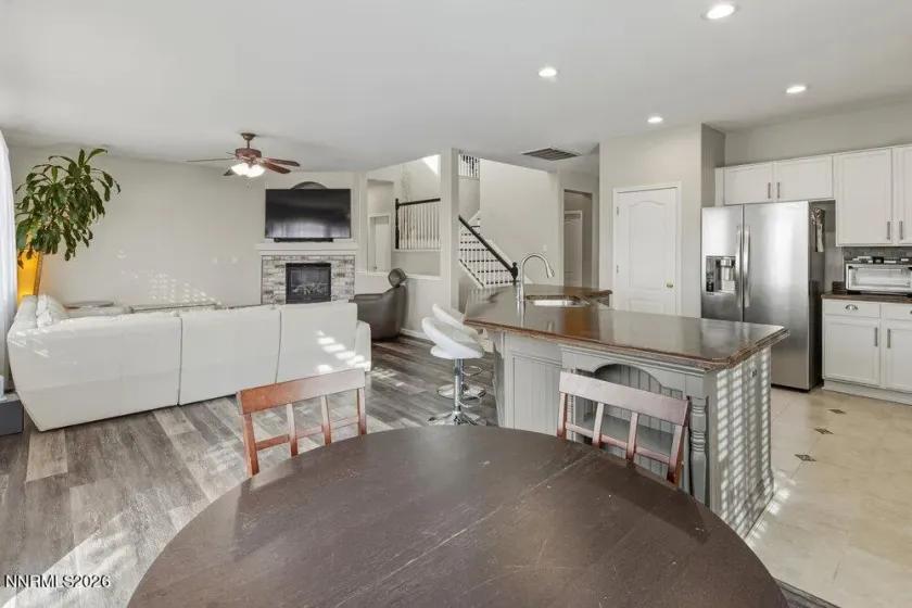 4301 Pinnacle Vista, Sparks, Nevada 89436, 4 Bedrooms Bedrooms, ,3 BathroomsBathrooms,Residential,Residential,Pinnacle Vista,260001170