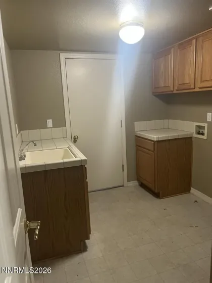 6513 Evans Creek, Reno, Nevada 89519, 3 Bedrooms Bedrooms, ,3 BathroomsBathrooms,Residential,Residential,Evans Creek,260001172