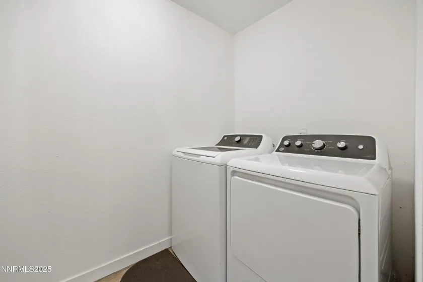 3715 Deodar, Silver Springs, Nevada 89429, 4 Bedrooms Bedrooms, ,2 BathroomsBathrooms,Residential,Residential,Deodar,250056778