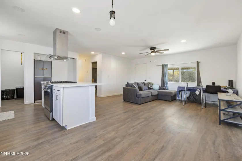 3715 Deodar, Silver Springs, Nevada 89429, 4 Bedrooms Bedrooms, ,2 BathroomsBathrooms,Residential,Residential,Deodar,250056778