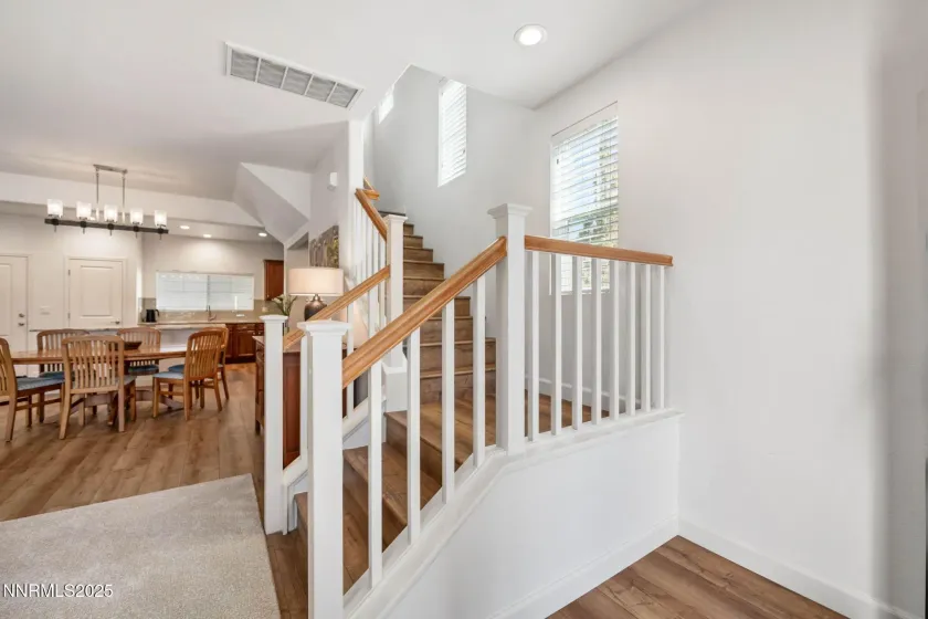 1304 Waterloo, Reno, Nevada 89509, 2 Bedrooms Bedrooms, ,3 BathroomsBathrooms,Residential,Residential,Waterloo,250058813