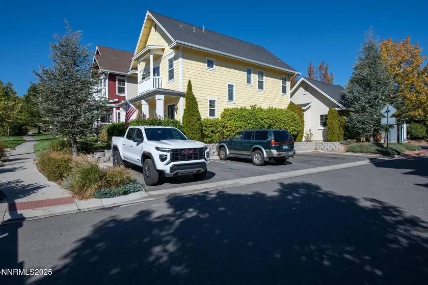 1304 Waterloo, Reno, Nevada 89509, 2 Bedrooms Bedrooms, ,3 BathroomsBathrooms,Residential,Residential,Waterloo,250058813