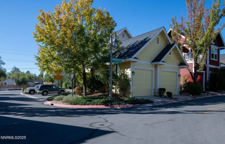 1304 Waterloo, Reno, Nevada 89509, 2 Bedrooms Bedrooms, ,3 BathroomsBathrooms,Residential,Residential,Waterloo,250058813