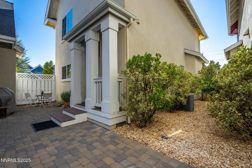 1304 Waterloo, Reno, Nevada 89509, 2 Bedrooms Bedrooms, ,3 BathroomsBathrooms,Residential,Residential,Waterloo,250058813