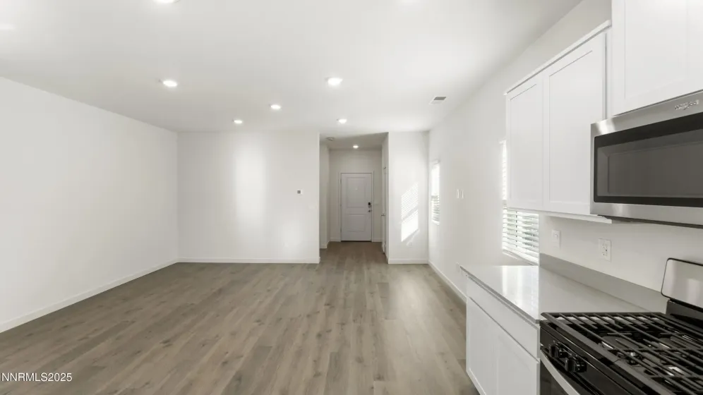 8406 Redwood Dawn, Reno, Nevada 89506, 3 Bedrooms Bedrooms, ,3 BathroomsBathrooms,Residential,Residential,Redwood Dawn,250058603