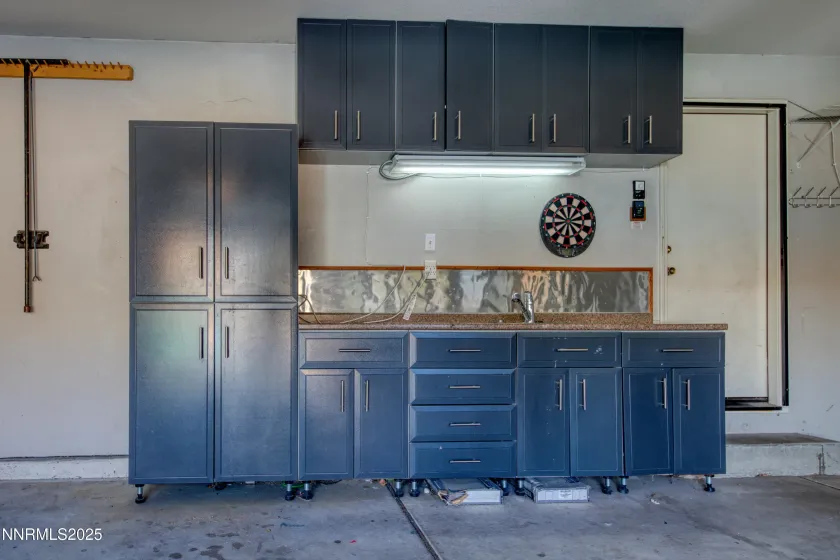 1901 Canyon Ridge, Sparks, Nevada 89436, 4 Bedrooms Bedrooms, ,3 BathroomsBathrooms,Residential,Residential,Canyon Ridge,260000300