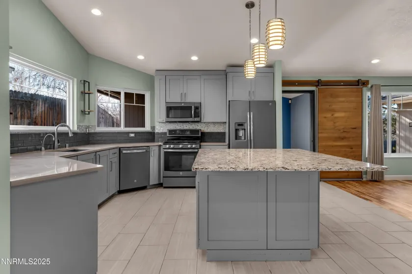 1901 Canyon Ridge, Sparks, Nevada 89436, 4 Bedrooms Bedrooms, ,3 BathroomsBathrooms,Residential,Residential,Canyon Ridge,260000300