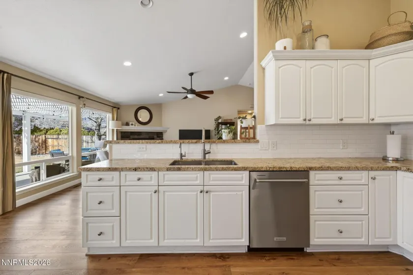 2878 Del Mar, Minden, Nevada 89423, 3 Bedrooms Bedrooms, ,2 BathroomsBathrooms,Residential,Residential,Del Mar,260001177