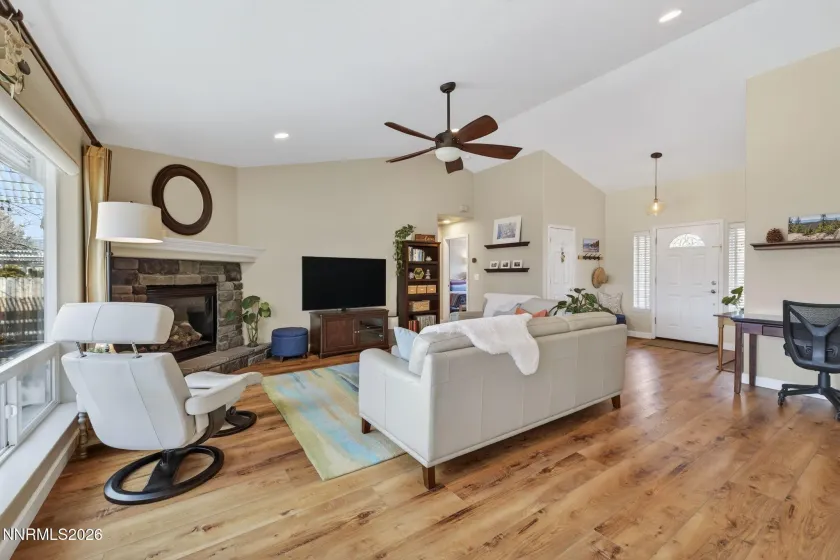 2878 Del Mar, Minden, Nevada 89423, 3 Bedrooms Bedrooms, ,2 BathroomsBathrooms,Residential,Residential,Del Mar,260001177