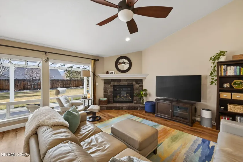 2878 Del Mar, Minden, Nevada 89423, 3 Bedrooms Bedrooms, ,2 BathroomsBathrooms,Residential,Residential,Del Mar,260001177