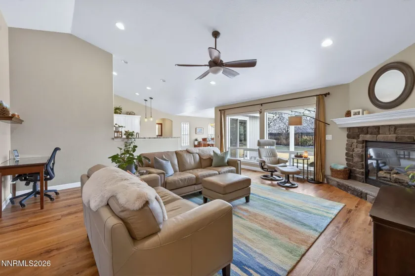 2878 Del Mar, Minden, Nevada 89423, 3 Bedrooms Bedrooms, ,2 BathroomsBathrooms,Residential,Residential,Del Mar,260001177