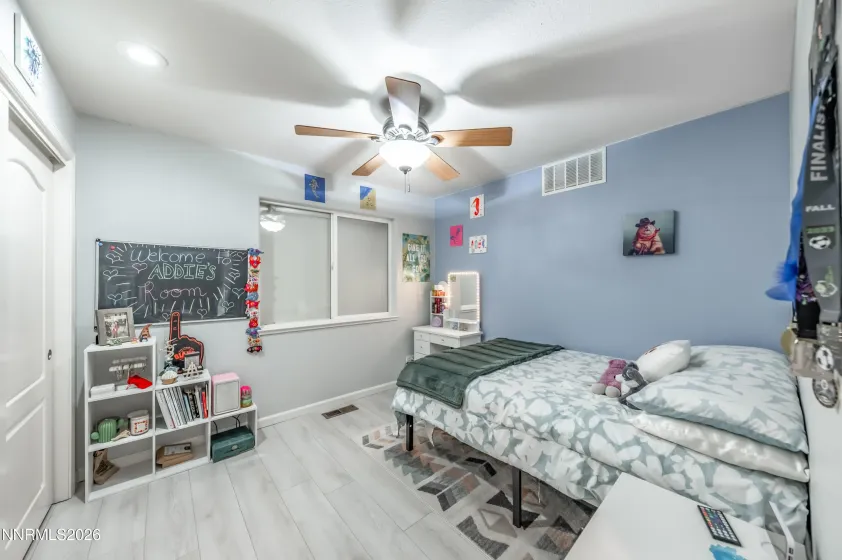 3009 Tagus, Sparks, Nevada 89436, 4 Bedrooms Bedrooms, ,3 BathroomsBathrooms,Residential,Residential,Tagus,260001183