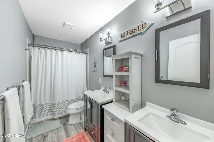 3009 Tagus, Sparks, Nevada 89436, 4 Bedrooms Bedrooms, ,3 BathroomsBathrooms,Residential,Residential,Tagus,260001183